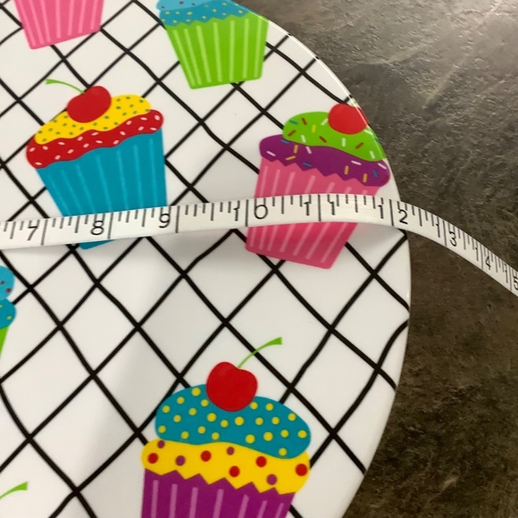 Cupcake (or cake) Stand 38 inches around - Picture 7 of 9